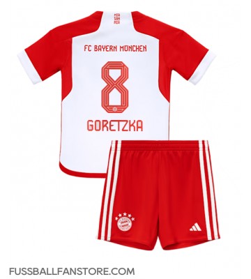 Bayern Munich Leon Goretzka #8 Replik Heimtrikot Kinder 2023-24 Kurzarm (+ Kurze Hosen)